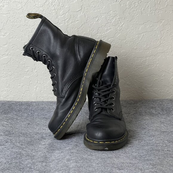 Dr. Martens Shoes - Dr. Martens Womens 1460W Black Leather Combat Boots Size 7 US